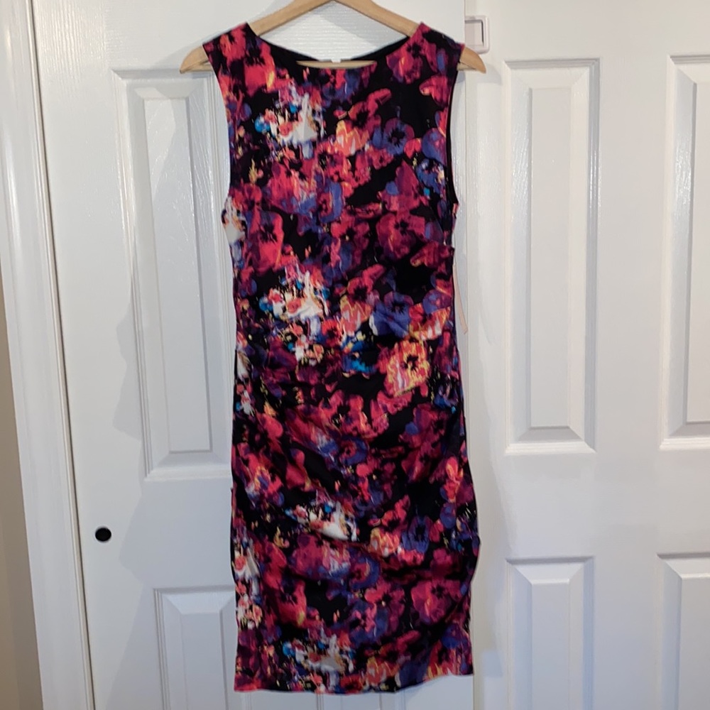 Katherine Kelly Lauren Tuck Floral Dress - Picture 2 of 7